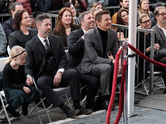 Darren Le Gallo, sa fille Aviana, Denis Villeneuve et Jeremy Renner - Amy Adams reçoit son étoile sur le célèbre "Walk of Fame" à Hollywood, Los Angeles, Californie, Etats-Unis, le 11 janvier 2017.