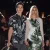 Will Peltz et sa petite amie Kenya Kinski-Jones au défilé de mode Dolce & Gabbana à Milan, le 18 juin 2016.