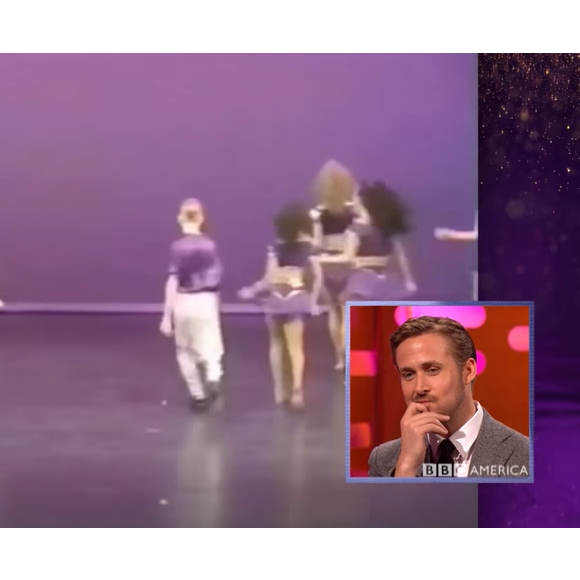 Ryan Gosling sur le plateau de l'émission "The Graham Norton Show" le 12 janvier 2017 à Londres. Venu promouvoir le film "La La Land" avec Emma Stone, l'acteur de 36 ans a revu des images d'archive de l'époque où il dansait à la télévision canadienne. Il était alors âgé de 12 ans et ses pas ont provoqué l'hilarité générale...