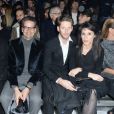 Federico Marchetti, Romain Grosjean et sa femme Marion Jollès - People au défilé de mode Moncler Gamme Bleu collection Printemps-Eté 2017 lors de la fashion week Homme à Milan, le 15 janvier 2017.