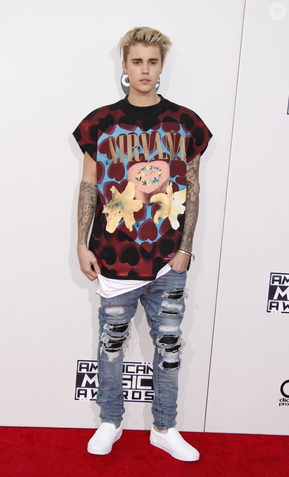 Justin Bieber à la 43ème cérémonie annuelle des "American music awards" à Los Angeles le 23 novembre 2015