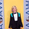 Olivia Newton-John au photocall des 50èmes CMA Awards à Nashville le 2 novembre 2016. © Jason Walle via ZUMA Wire / Bestimage