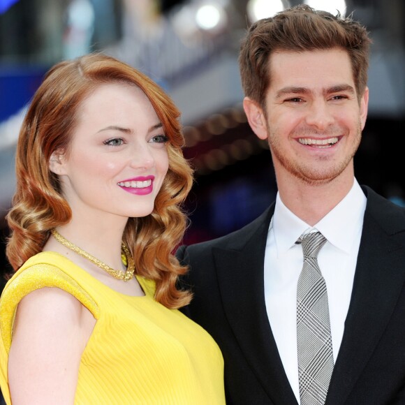 Emma Stone et son compagnon Andrew Garfield lors de la première du film "The Amazing Spider-Man 2: Le Destin d'un Héros" au cinéma Odeon Leicester Square à Londres, le 10 avril 2014.