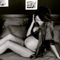 Nehuda, enceinte et en lingerie : La future maman affiche son baby bump