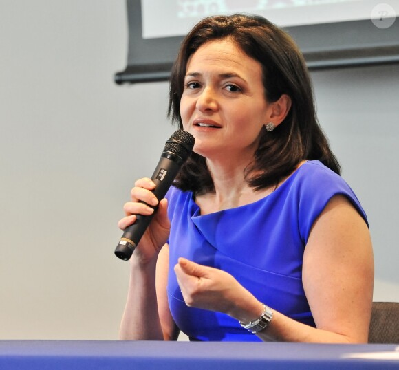 Sheryl Sandberg ( COO de Facebook) a Tokyo pour la sortie de son livre "Lean In" en japonais le 2 juillet 2013