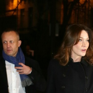 Carla Bruni-Sarkozy - Arrivées au défilé de mode "Givenchy", collection Hommes Automne-Hiver 2017/2018 sur le site Richelieu de la Bibliothèque nationale de France à Paris. Le 20 janvier 2017