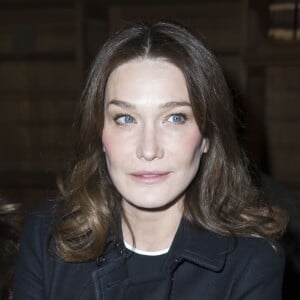 Carla Bruni-Sarkozy au photocall du défilé de mode Hommes Automne-Hiver 2017/2018 "Givenchy" à Paris le 20 janvier 2017.