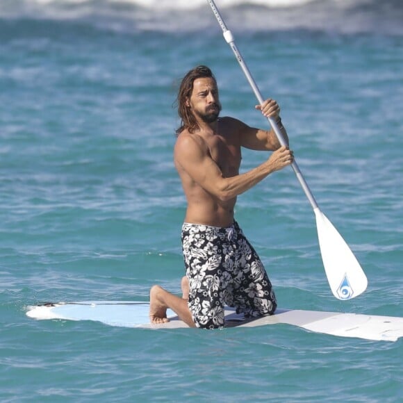 Exclusif - Bob Sinclar et sa femme Ingrid profitent d'une journée ensoleillée sur la plage du Nikki Beach à Saint-Barthélemy, le 9 janvier 2017.