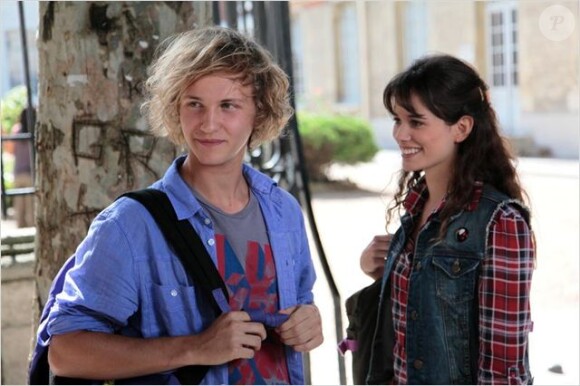 Lucie Lucas et Mathieu Spinosi, interprètes des personnages de Clem et Julien, dans la série Clem sur TF1.
