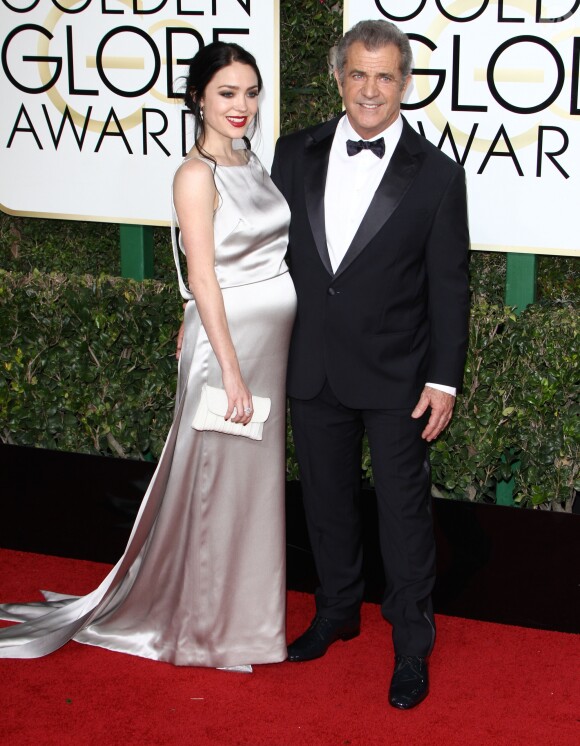 Rosalind Ross (enceinte) et son compagnon Mel Gibson - 74ème cérémonie annuelle des Golden Globe Awards à Beverly Hills. Le 8 janvier 2017