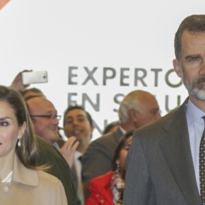 Le roi Felipe VI et la reine Letizia d'Espagne lors de l'inauguration du salon "AGROEXPO 2017" à Don Benito le 25 janvier 2017