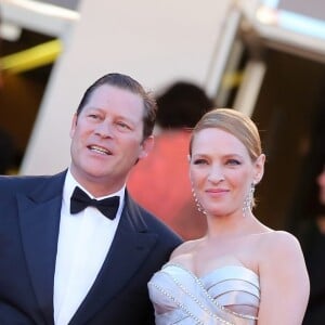 Uma Thurman et Arpad Busson lors de la cérémonie de clôture du Festival de Cannes 2013 avec la projection du film Zulu. Le couple a eu en 2012 une fille, Luna.