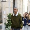 Stromae, se laisse pousser les cheveux, et sa femme Coralie Barbier quittent leur hôtel pour se rendre au défilé de mode "Louis Vuitton" collection prêt-à-porter Printemps-Eté 2017 lors de la Fashion Week de Paris, place Vendôme à Paris, France, le 5 octobre 2016.