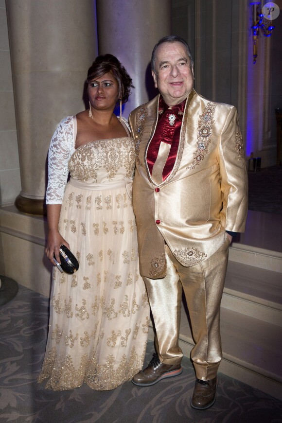 Paul-Loup Sulitzer et son amie - 40 ème édition "The Best Awards" à l'hôtel Four Seasons George V à Paris le 27 janvier 2017.