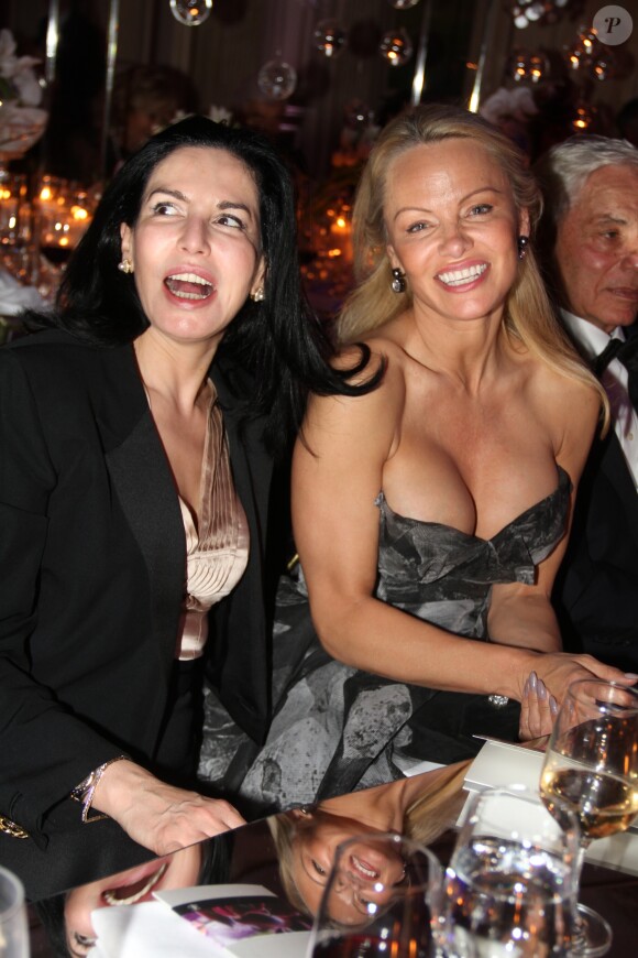 Pamela Anderson à la soirée de la 40ème édition "The Best Awards" à l'hôtel Four Seasons George V à Paris, le 27 Janvier 2017.