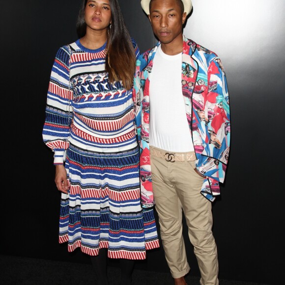 Pharrell Williams et sa femme Helen Lasichanh enceinte à la soirée Chanel en l'honneur du nouveau parfum N 5 L' EAU à Sunset Tower à Los Angeles, le 22 septembre 2016.