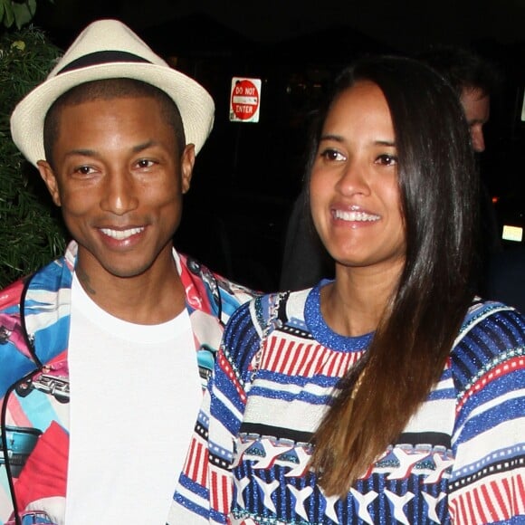 Pharrell Williams et sa femme Helen Lasichanh enceinte à la soirée Chanel en l'honneur du nouveau parfum N 5 L' EAU à Sunset Tower à Los Angeles, le 22 septembre 2016.