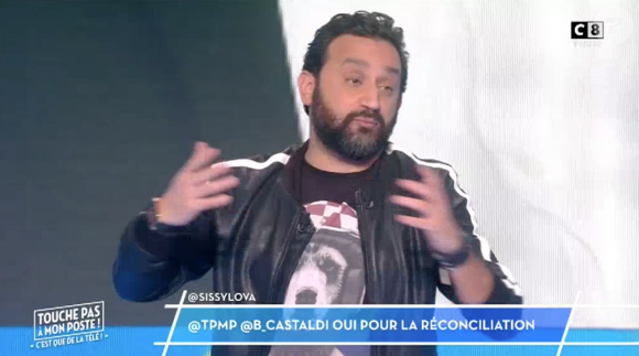 Cyril Hanouna s'en prend à arthur sur le plateau de "Touche pas à mon poste" sur C8. le 31 janvier 2017.