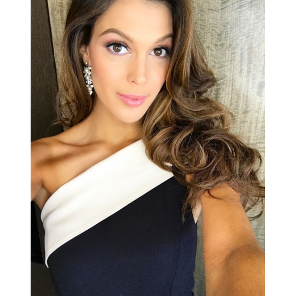 Iris Mittenaere, élue Miss Univers, a publié un selfie sur sa page Instagram, le 1er février 2017