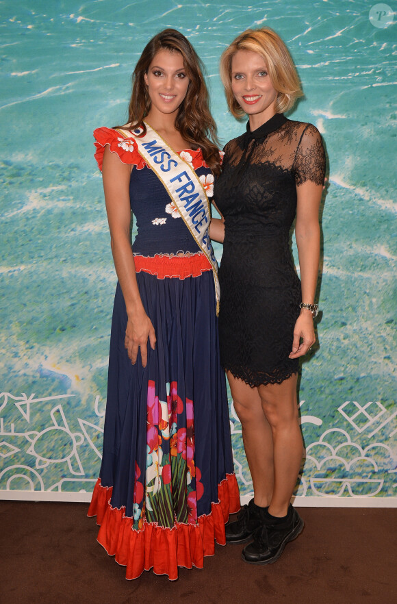 Iris Mittenaere, Miss France 2016 et Sylvie Tellier au salon Top Resa 2016 à Paris le 20 septembre 2016. © Veeren / Bestimage