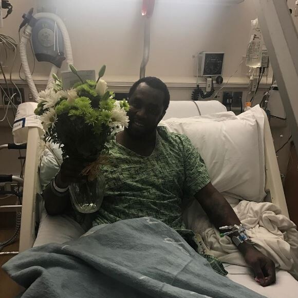 Le rappeur P. Diddy à l'hôpital après son opération du genou. Instagram, janvier 2017
