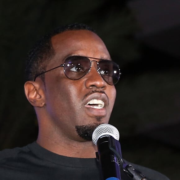 Sean John Combs lors de la conférence de presse Kick-Off Revolt Music à Miami Beach, le 13 octobre 2016.