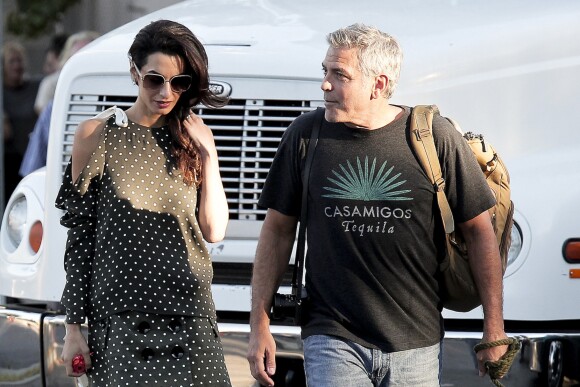 Exclusif - George Clooney reçoit la visite de sa femme Amal Alamuddin Clooney sur le tournage de ‘Suburbicon' à Los Angeles, le 4 octobre 2016