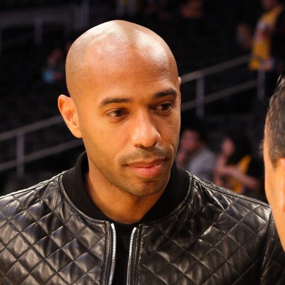 Thierry Henry - Célébrités lors du match de basket Lakers contre San Antonio Spurs au Staples Center de Los Angeles le 19 février 2016.