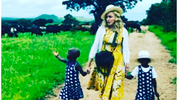 Madonna, l'adoption des jumelles: Restée sur place, la famille des filles réagit