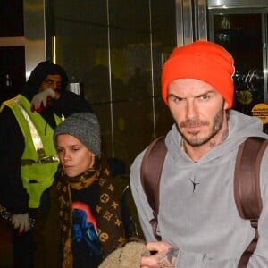 David, Victoria Beckham et leurs enfants Brooklyn, Romeo, Cruz et Harper à l'aéroport JFK. New York, le 12 férvrier 2017.