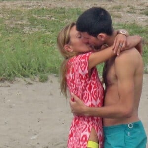 Novak Djokovic et sa femme Jelena en vacances à Marbella en Espagne le 20 octobre 2016. Parents de Stefan, né en octobre 2014, ils attendraient leur 2e enfant pour août 2017 selon le tabloïd serbe Blic.
