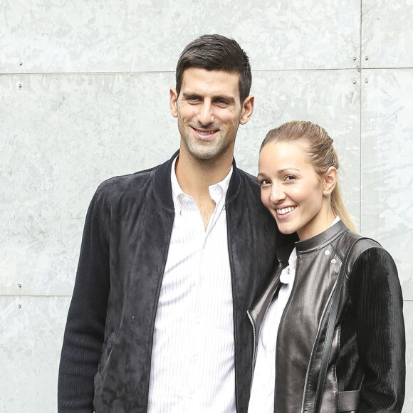 Novak Djokovic et sa femme Jelena Djokovic au défilé Giorgio Armani à Milan le 23 septembre 2016. Parents de Stefan, né en octobre 2014, ils attendraient leur 2e enfant pour août 2017 selon le tabloïd serbe Blic.