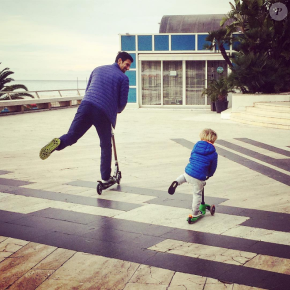 Novak Djokovic et sa femme Jelena, parents d'un petit Stefan né en octobre 2014, attendraient leur 2e enfant pour le mois d'août 2017 selon le tabloïd serbe Blic. Photo Instagram partagée en 2016 par Jelena, folle de ses deux hommes.