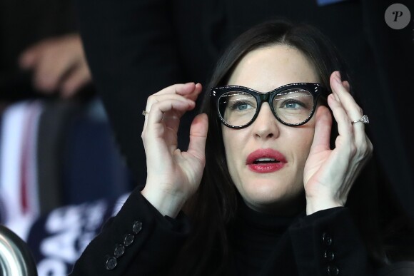 Liv Tyler assiste au match de Ligue des Champions, 8ème de finale, Paris Saint-Germain contre le FC Barcelona au parc des Princes à Paris, France, le 14 février 2017. Le PSG a remporté le match sur le score de 4-0. © Cyril Moreau/Bestimage