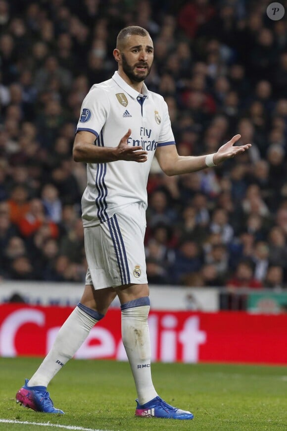 Karim Benzema lors du match Real Madrdi-Naples, comptant pour les huitièmes de finale de la Ligue des Champions, au Santiago Bernabeu, le 15 février 2017.