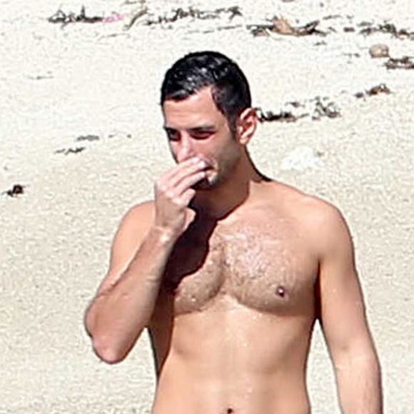 Exclusif - Ricky Martin et son compagnon Jwan Yosef se relaxent sur une plage au Mexique, le 5 décembre 2016
