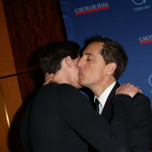 Exclusif - Gad Elmaleh avec son fils Noé lors du photocall du spectacle de Gad Elmaleh "Oh My Gad" au "Carnegie Hall" à New York, le 11 février 2017. © Dominique Jacovides/Bestimage