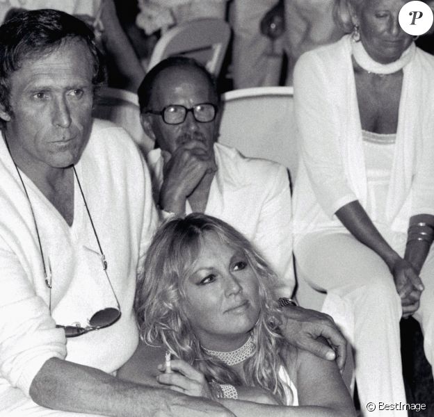 Marc Simenon et sa femme Mylène Demongeot à Saint Tropez en 1983.