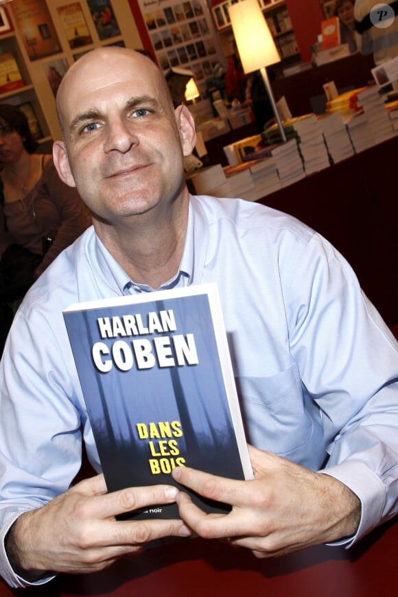 Harlan Coben au salon du livre le 1er mars 2008