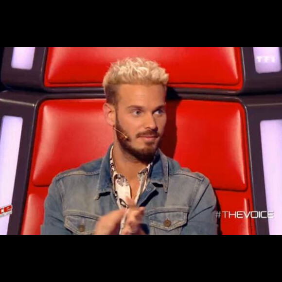 M. Pokora sous le charme de Jenifer dans "The Voice, la suite", sur TF1, le samedi 25 février 2017.