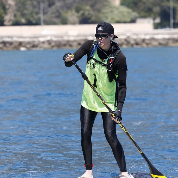 Exclusif - La princesse Charlene de Monaco participe à la 2e Riviera Sup Race, une course de stand up paddle de 14 km organisée par l'association Hoé Hoé qui traverse Monaco, l'Italie, Menton et Roquebrune-Cap-Martin, le 25 juin 2016. © Bruno Bebert - Olivier Huitel/Pool Restreint Monaco/Bestimage-Crystal