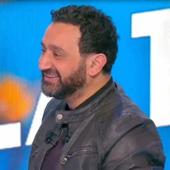 Cyril Hanouna hilare après une casserole dévoilée  - "TPMP", jeudi 2 mars 2017, C8