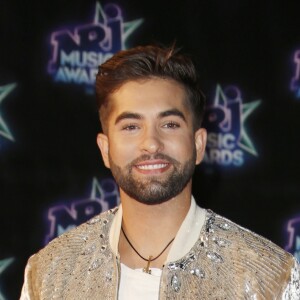 Kendji Girac lors de la 18ème cérémonie des "NRJ Music Awards" au Palais des Festivals à Cannes, le 12 novembre 2016. © Christophe Aubert via Bestimage