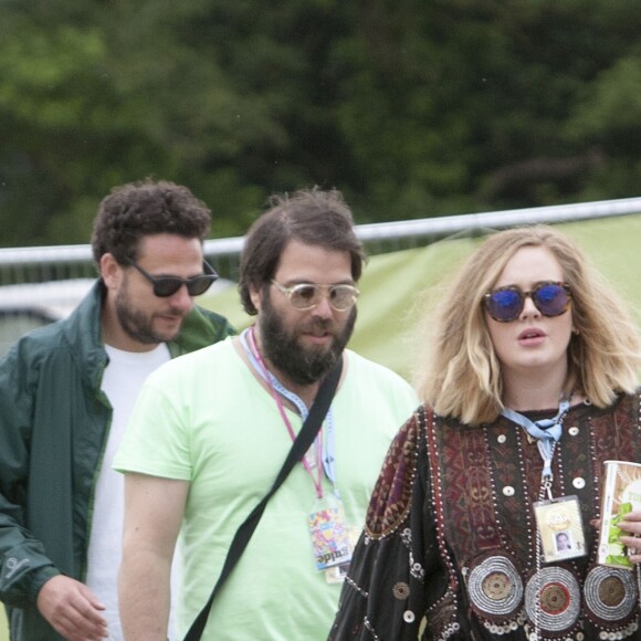 La chanteuse Adele et son compagnon Simon Konecki - Festival Glastonbury 2015, le 28 juin 2015.