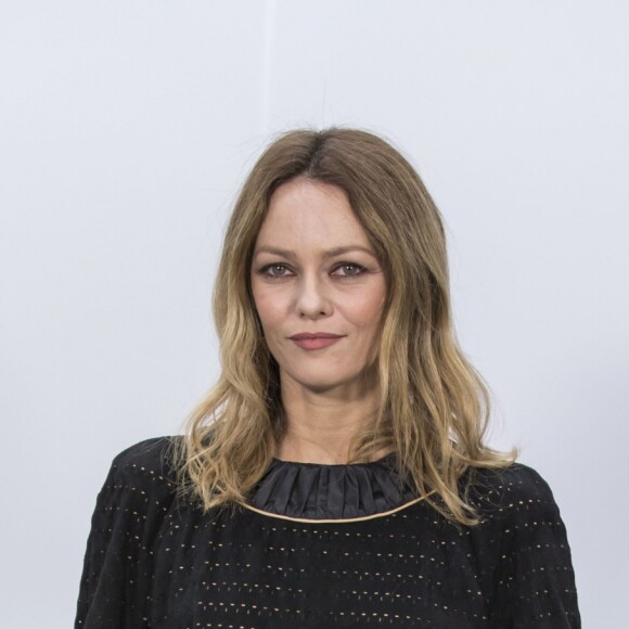 Vanessa Paradis au défilé de mode "Chanel" collection prêt-à-porter Automne-Hiver 2017/2018 au Grand Palais à Paris, France, le 7 mars 2017. © Olivier Borde/Bestimage