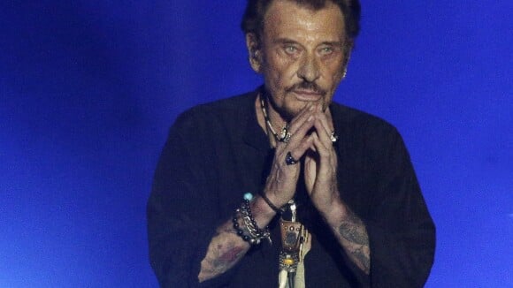Johnny Hallyday : À 73 ans, le rockeur annonce être traité pour un cancer