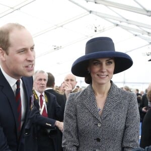 La duchesse Catherine de Cambridge et le prince William ont rencontrés les invités de la réception qui suivait l'inauguration d'un monument à la mémoire des soldats britanniques tombés en Irak et en Afghanistan, à Londres le 9 mars 2017.