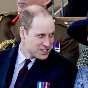 Le prince William et Kate Middleton, duchesse de Cambridge, lors de l'inauguration d'un monument à la mémoire des forces armées et civiles qui ont servies pendant la Guerre du golfe et les conflits en Irak et Afghanistan à Londres le 9 mars 2017.