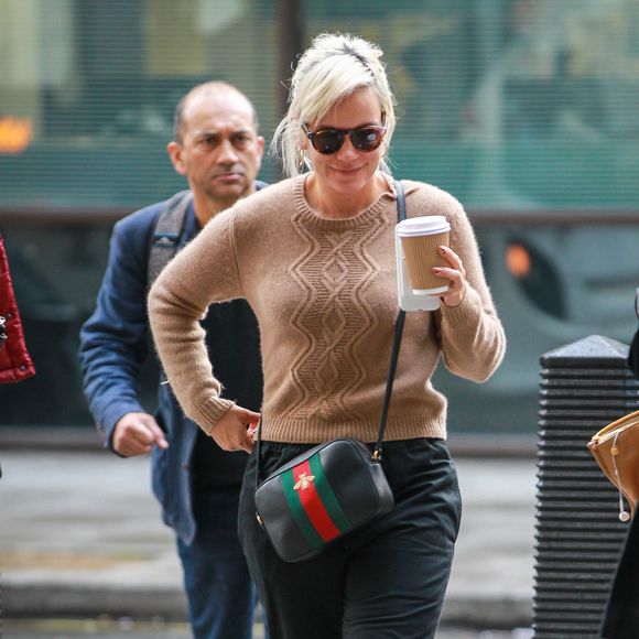 Lily Allen arrive à la BBC à Londres le 12 octobre 2016.