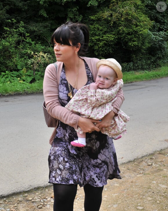 Lily Allen et sa fille Ethel Mary à Gloucestershire. Septembre 2012.